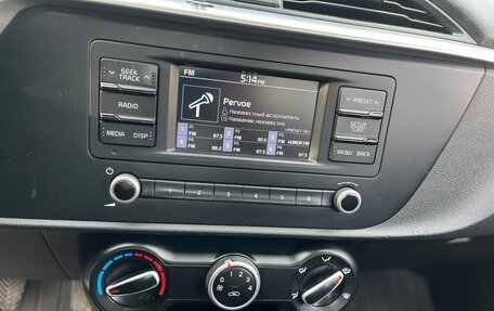 KIA Rio IV, 2021 год, 1 030 000 рублей, 9 фотография
