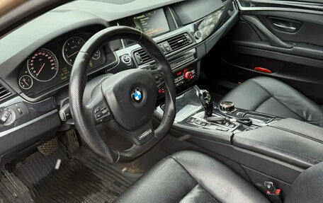 BMW 5 серия, 2010 год, 1 300 000 рублей, 6 фотография