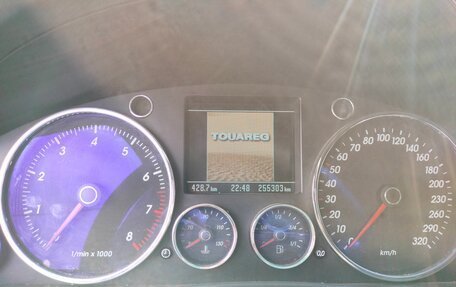 Volkswagen Touareg III, 2006 год, 650 000 рублей, 7 фотография