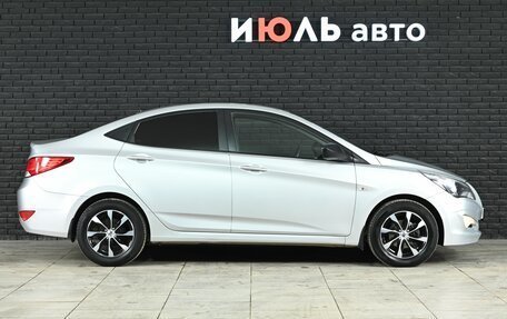 Hyundai Solaris II рестайлинг, 2016 год, 750 000 рублей, 9 фотография