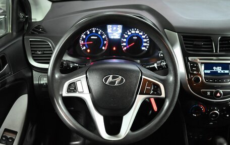 Hyundai Solaris II рестайлинг, 2016 год, 750 000 рублей, 12 фотография