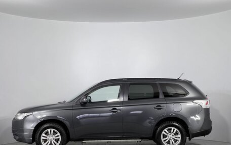 Mitsubishi Outlander III рестайлинг 3, 2014 год, 1 620 000 рублей, 8 фотография