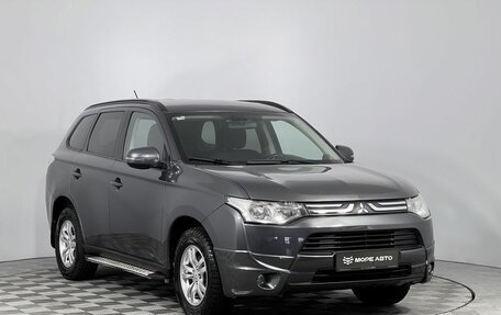 Mitsubishi Outlander III рестайлинг 3, 2014 год, 1 620 000 рублей, 3 фотография