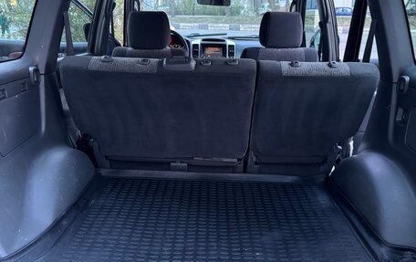 Toyota Land Cruiser Prado 120 рестайлинг, 2004 год, 1 490 000 рублей, 10 фотография