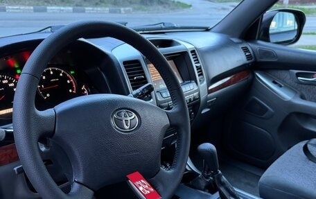 Toyota Land Cruiser Prado 120 рестайлинг, 2004 год, 1 490 000 рублей, 7 фотография
