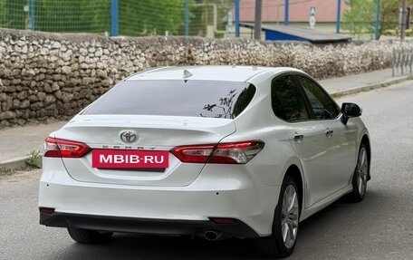 Toyota Camry, 2019 год, 1 750 000 рублей, 6 фотография