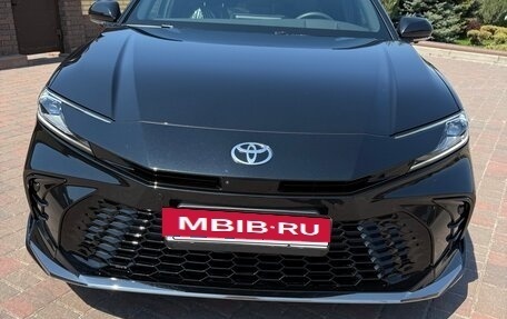 Toyota Camry, 2025 год, 4 200 000 рублей, 3 фотография