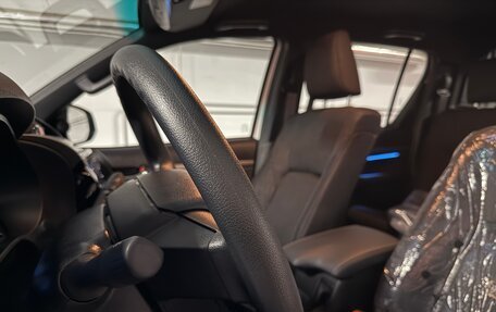Toyota Hilux VIII, 2025 год, 6 890 000 рублей, 23 фотография