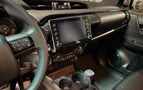 Toyota Hilux VIII, 2025 год, 6 890 000 рублей, 34 фотография