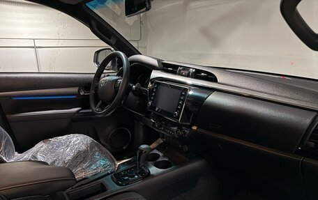 Toyota Hilux VIII, 2025 год, 6 890 000 рублей, 33 фотография