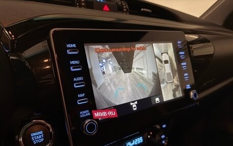Toyota Hilux VIII, 2025 год, 6 890 000 рублей, 25 фотография