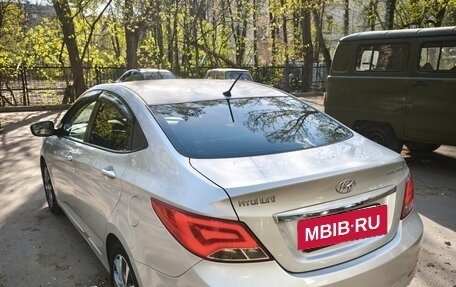 Hyundai Solaris II рестайлинг, 2014 год, 1 000 000 рублей, 5 фотография
