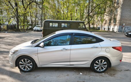 Hyundai Solaris II рестайлинг, 2014 год, 1 000 000 рублей, 6 фотография