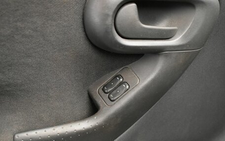 Opel Corsa C рестайлинг, 2004 год, 390 000 рублей, 14 фотография