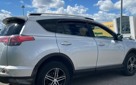 Toyota RAV4, 2016 год, 2 200 000 рублей, 6 фотография