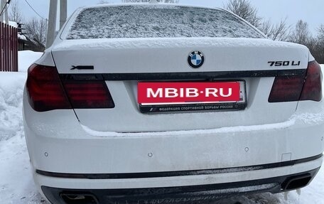 BMW 7 серия, 2012 год, 2 фотография