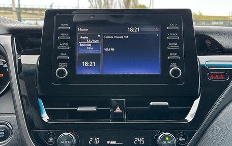 Toyota Camry, 2021 год, 2 420 000 рублей, 11 фотография