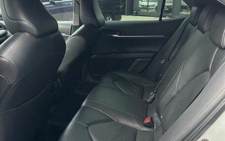 Toyota Camry, 2021 год, 2 420 000 рублей, 19 фотография