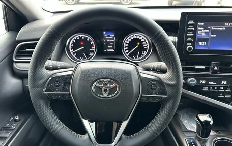 Toyota Camry, 2021 год, 2 420 000 рублей, 9 фотография
