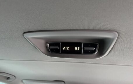Mercedes-Benz V-Класс, 2014 год, 3 375 000 рублей, 15 фотография
