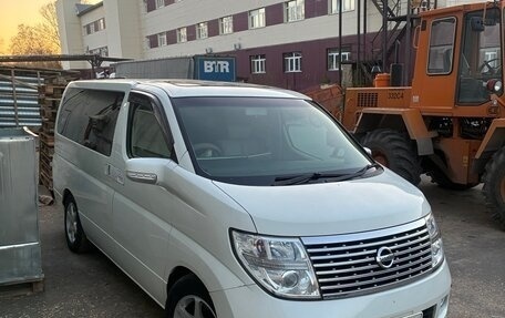 Nissan Elgrand III, 2007 год, 650 000 рублей, 5 фотография