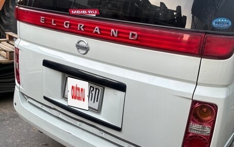 Nissan Elgrand III, 2007 год, 650 000 рублей, 12 фотография