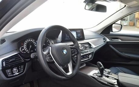 BMW 5 серия, 2017 год, 3 700 000 рублей, 6 фотография