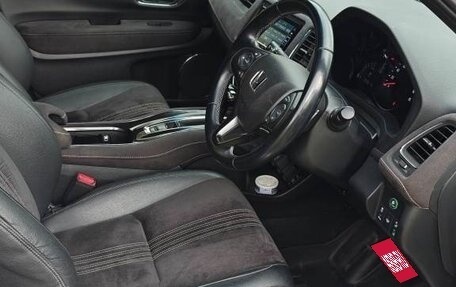 Honda Vezel, 2019 год, 2 000 000 рублей, 28 фотография