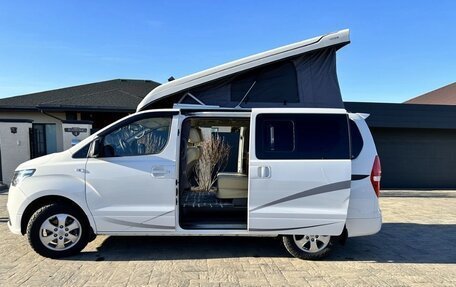 Hyundai Grand Starex Grand Starex I рестайлинг 2, 2018 год, 4 600 000 рублей, 4 фотография