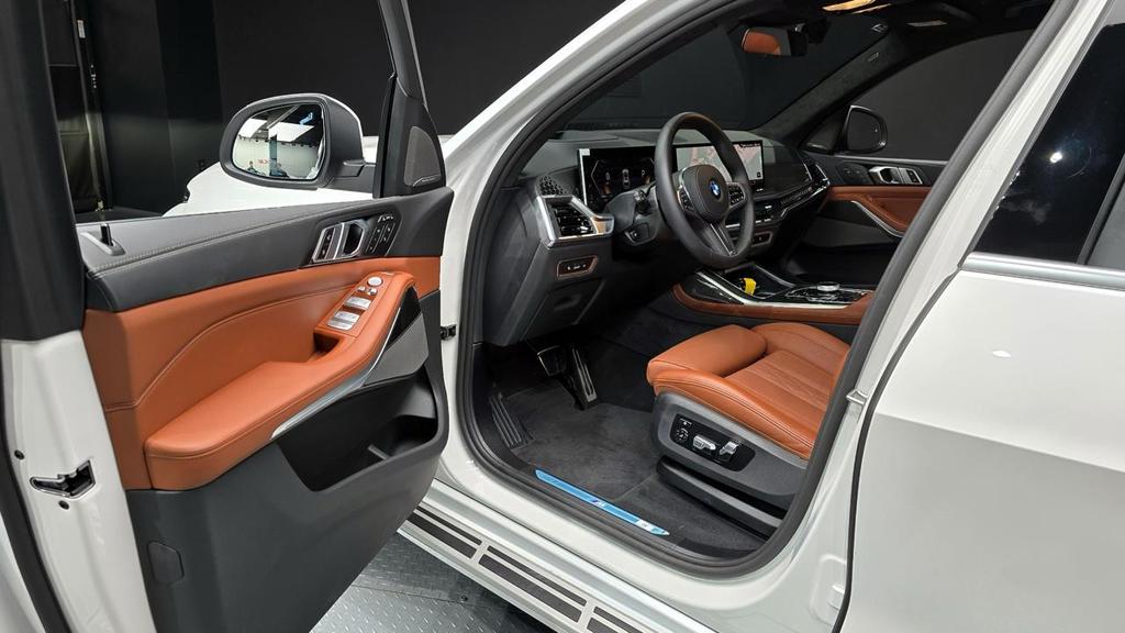 BMW X7 G07, 2024 год, 14 270 000 рублей, 6 фотография