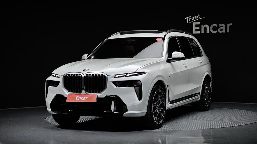 BMW X7 G07, 2024 год, 14 270 000 рублей, 1 фотография
