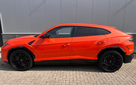 Lamborghini Urus I, 2026 год, 41 000 000 рублей, 6 фотография