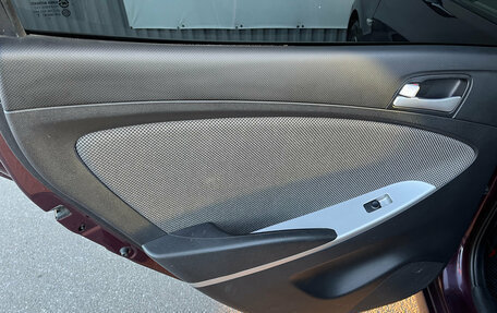 Hyundai Solaris II рестайлинг, 2012 год, 550 000 рублей, 17 фотография
