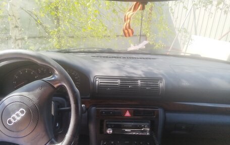Audi A4, 1999 год, 350 000 рублей, 12 фотография