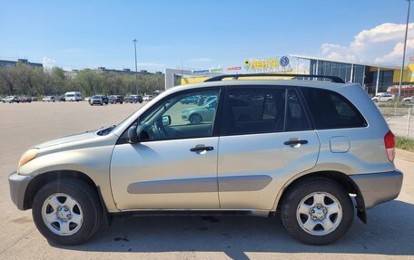 Toyota RAV4, 2003 год, 700 000 рублей, 4 фотография