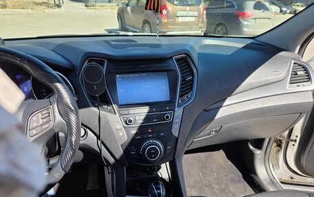 Hyundai Santa Fe III рестайлинг, 2018 год, 3 120 000 рублей, 8 фотография