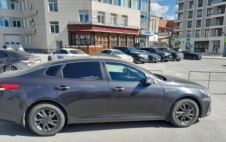 KIA Optima IV, 2018 год, 1 500 000 рублей, 3 фотография