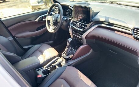 Toyota Urban Cruiser, 2025 год, 2 700 000 рублей, 7 фотография