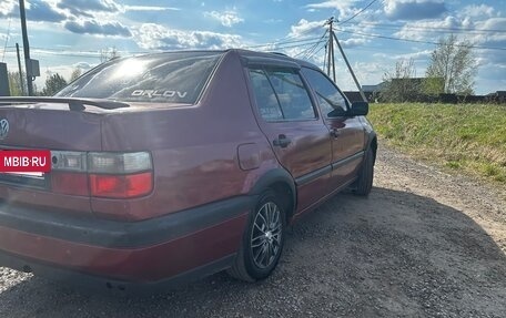 Volkswagen Vento, 1993 год, 210 000 рублей, 7 фотография