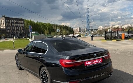 BMW 7 серия, 2018 год, 3 300 000 рублей, 4 фотография