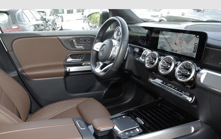 Mercedes-Benz GLB, 2022 год, 6 757 000 рублей, 7 фотография