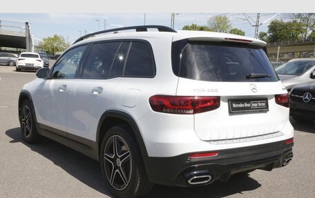 Mercedes-Benz GLB, 2022 год, 6 757 000 рублей, 3 фотография
