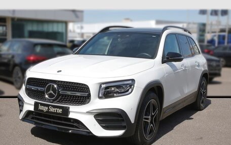 Mercedes-Benz GLB, 2022 год, 6 757 000 рублей, 2 фотография