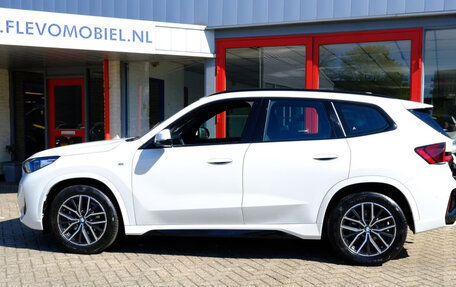 BMW X1, 2023 год, 4 074 784 рублей, 3 фотография