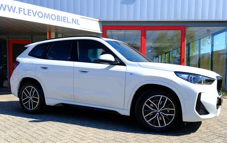 BMW X1, 2023 год, 4 074 784 рублей, 32 фотография