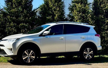 Toyota RAV4, 2018 год, 2 650 000 рублей, 1 фотография