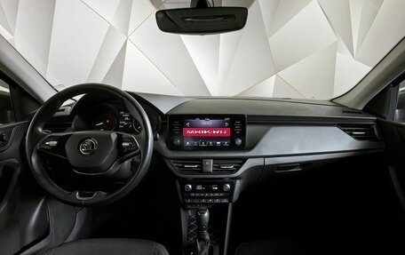 Skoda Rapid II, 2022 год, 1 900 000 рублей, 14 фотография