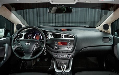 KIA cee'd III, 2014 год, 997 000 рублей, 7 фотография