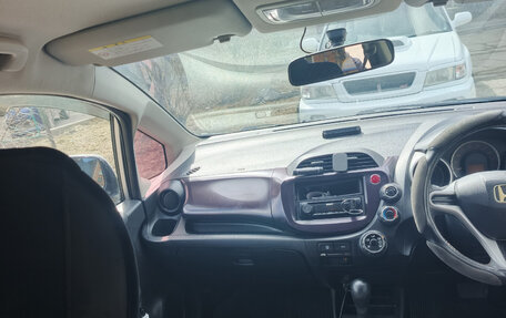 Honda Fit III, 2012 год, 650 000 рублей, 3 фотография