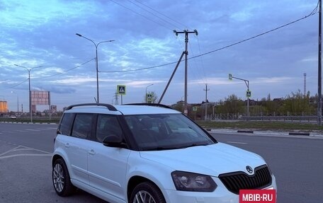 Skoda Yeti I рестайлинг, 2017 год, 2 650 000 рублей, 2 фотография
